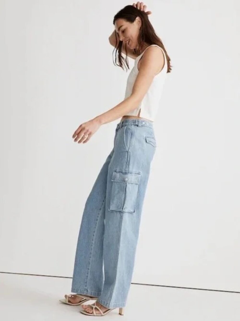 Madewell Low Slung Straight Cargo Jeans | Coleman Wash | Size 28 - Picture 2 of 12